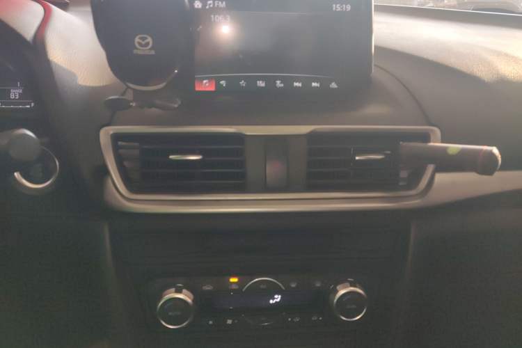 Used Mazda Mazda 3 Axela 2017 Sedan 1.5L Automatic Luxury Model Emission Standard China V
