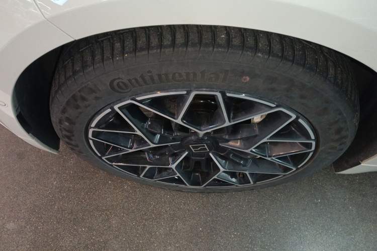 Used Zeekr 001 2025 YOU Edition 100 kWh All-Wheel Drive