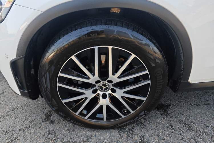 Used Mercedes-Benz GLC Coupe 2023 GLC 260 4MATIC Coupe SUV
