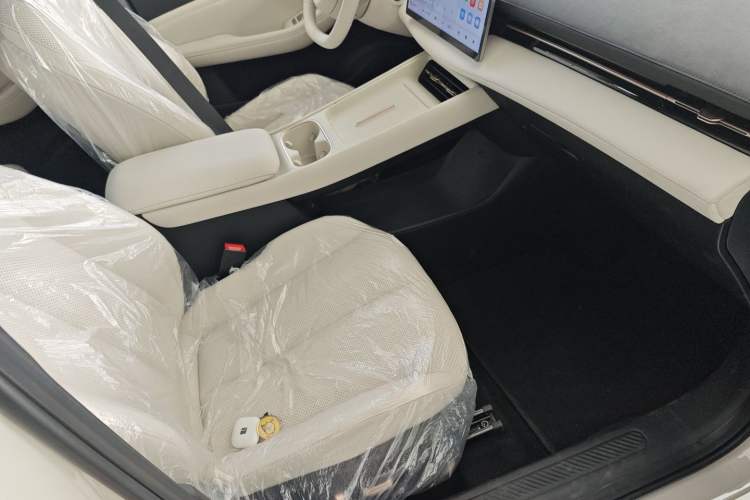 Used Baojun Yunhai 2024 500km Pure Electric Version
