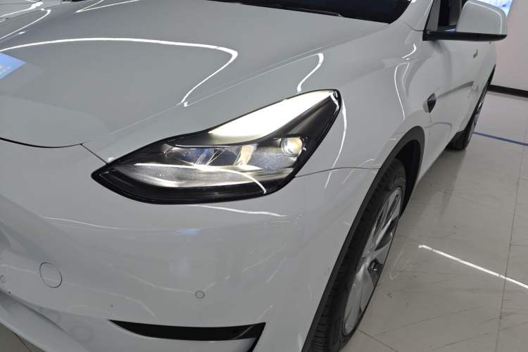 Used Tesla Model Y 2022 Rear-Wheel-Drive Version
