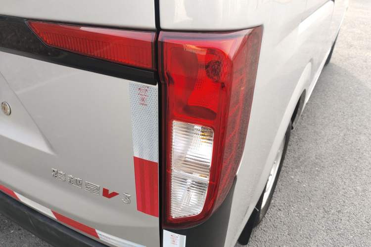 Used Kuayue Kuayue Xing V3 2023 1.5L Gasoline Standard Edition 2-Seat Van