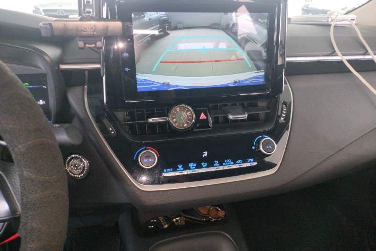 Used Toyota Corolla 2021 Dual-Motor 1.8L E-CVT Elite Edition
