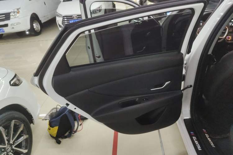 Used Hyundai Elantra 2023 1.5L CVT GLX Elite Edition
