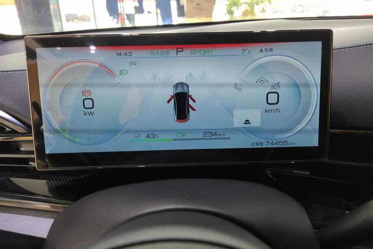 Used BYD Seal 2022 550 km Standard Range Rear-Wheel Drive Prestige Version