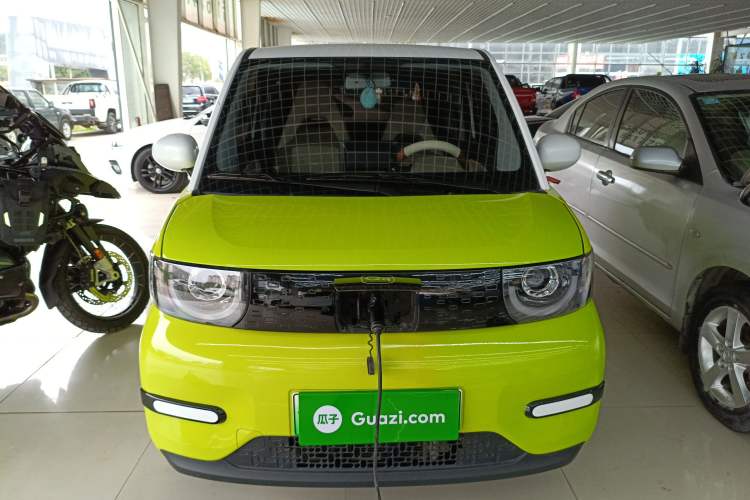 Used Chery QQ Ice Cream 2024 Youth Edition 205km Milkshake
