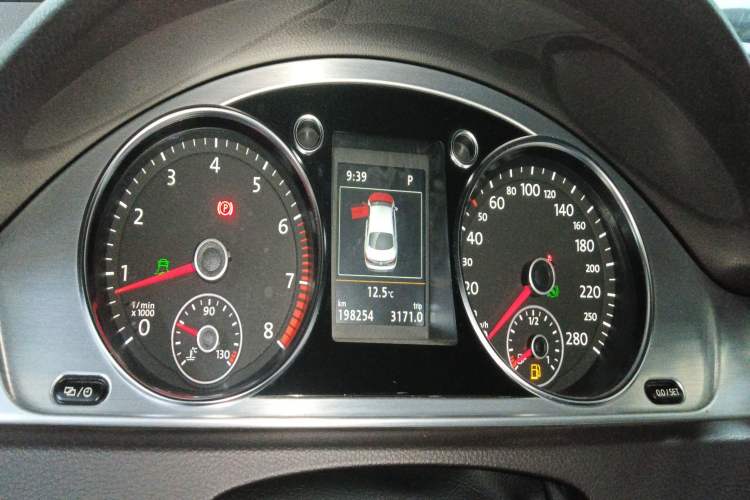 Used Volkswagen FAW-Volkswagen CC 2015 2.0 TSI Ultimate Model
