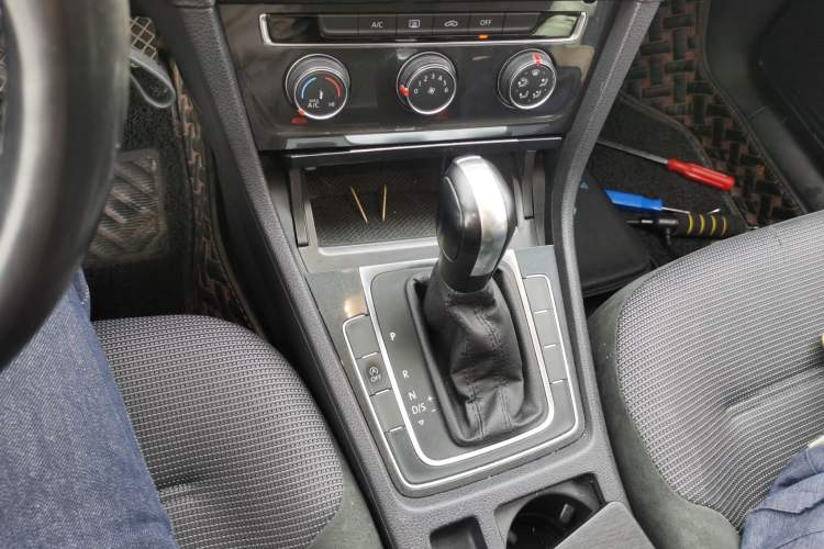 Used Volkswagen Golf 2019 280TSI DSG Comfort Version China VI Standard
