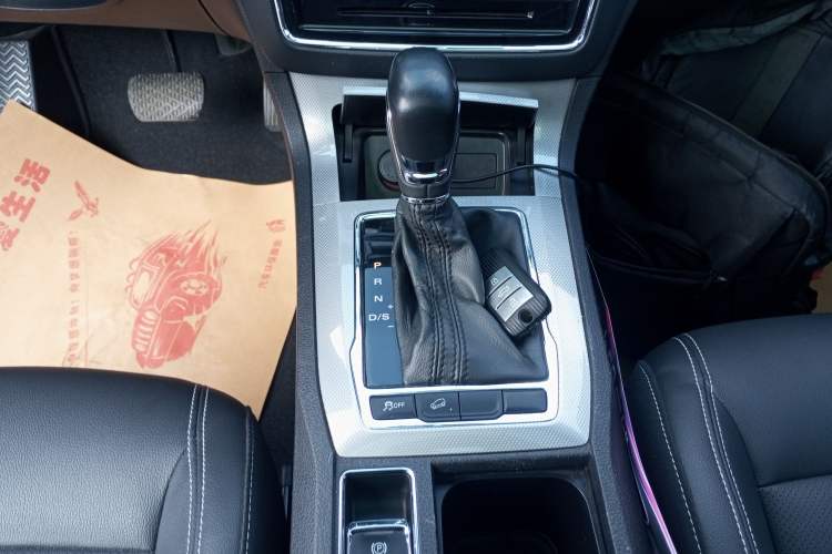 Used Roewe RX5 2018 20T Two-Wheel Drive Automatic Flagship Edition