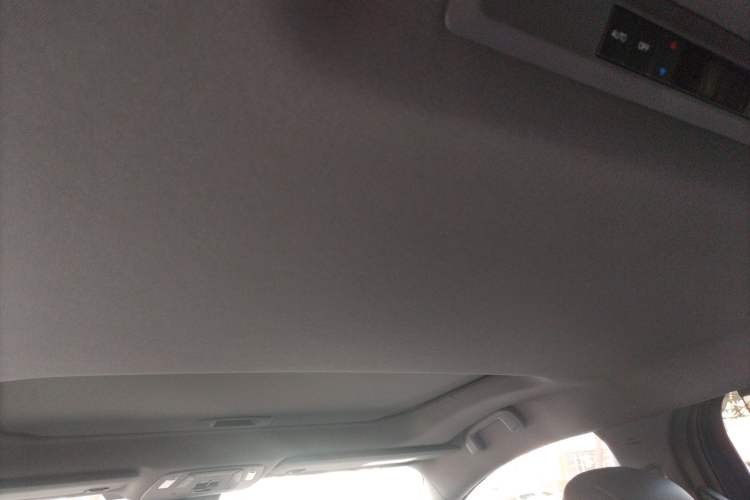 Used Toyota Granvia 2024 2.5L Hybrid Prestige PLUS Four-Wheel Drive Version