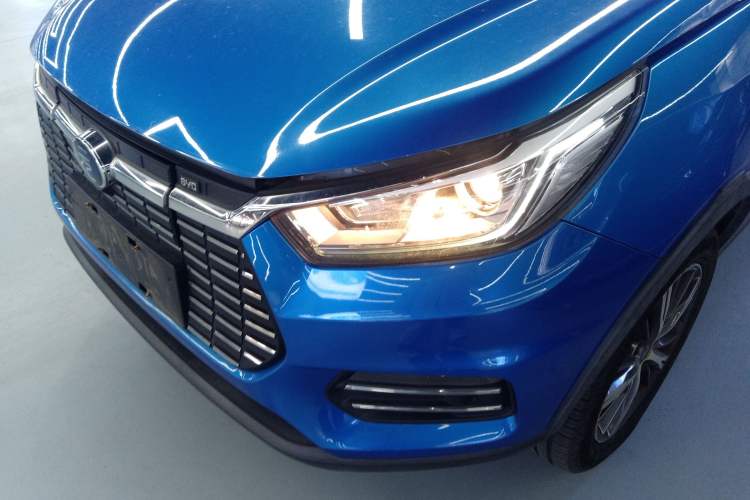 Used BYD Yuan New Energy 2018 EV360 Smart Connected Cool Model