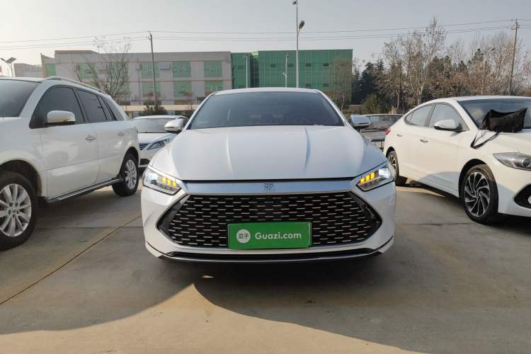 Used BYD Qin PLUS 2024 HONOR Edition DM-i 55KM Leading Model
