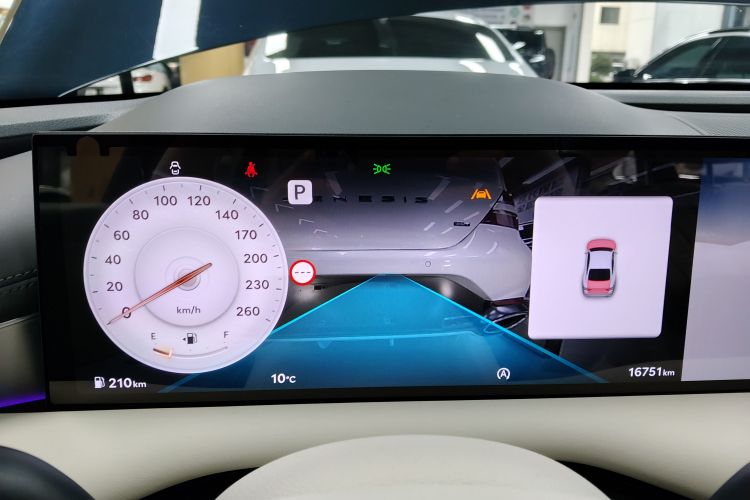 Used Genesis G80 2024 2.5T Rear-Drive Luxury Edition
