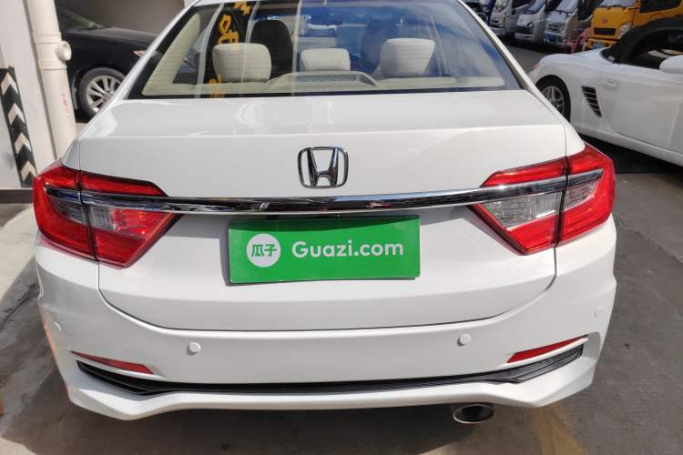 Used Honda Crider 2013 1.8L automatic luxury edition
