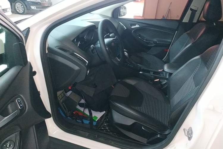 Used Ford Focus 2018 Sedan Classic EcoBoost 180 Automatic Elite Model