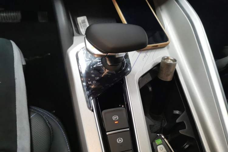 Used Geely Auto Preface 2025 Dongfang Yao 1.5TD Kunlun Edition
