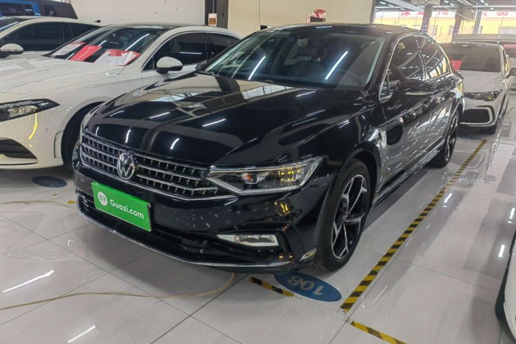 Used Volkswagen Magotan 2023 2 Million Units Limited Edition 330TSI DSG Leading Version