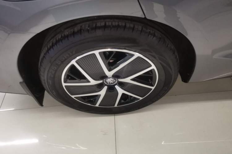 Used BYD Qin L 2024 DM-i 120KM Leading Model
