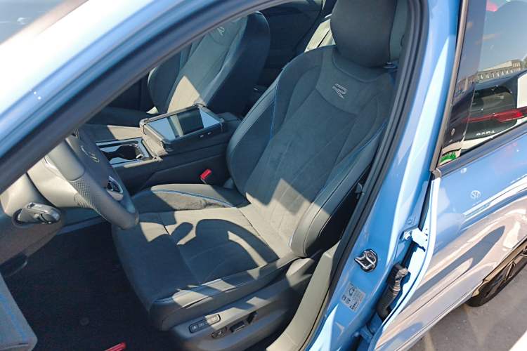 Used Volkswagen Tiguan L 2024 PRO 380TSI Four-Wheel Drive R-Line Prestige Edition
