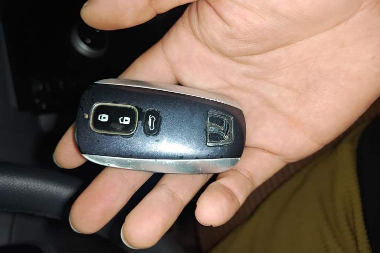 Used Luxgen 5 2015 1.8T Automatic ZhiZun Model
