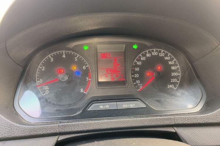 Used Volkswagen Jetta 2015 Value Edition 1.6L Manual Fashionable Style
