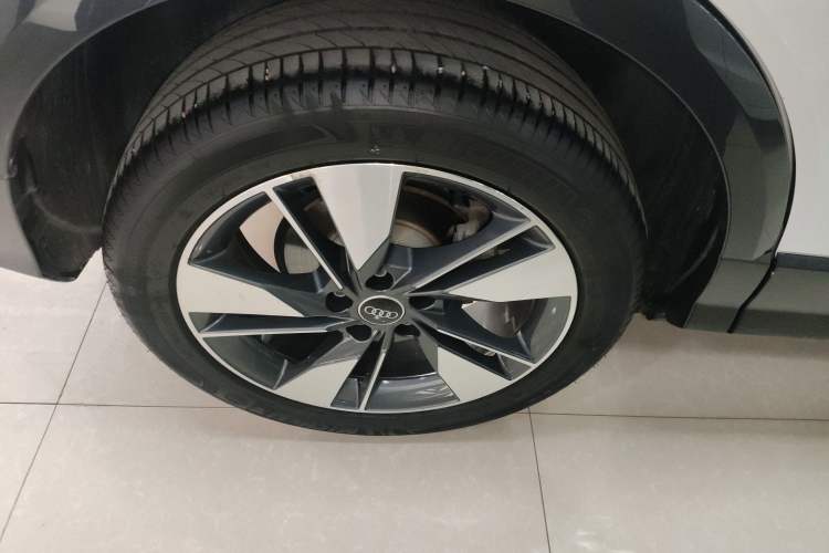 Used Audi Q2L 2022 35 TFSI Fashionable and Elegant Model