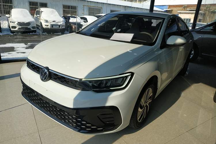 Used Volkswagen Lavida 2023 New Rui 1.5L Automatic New Yi Edition