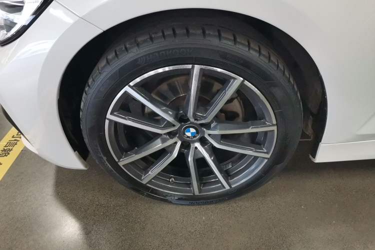 TDK.VehicleDetails.img