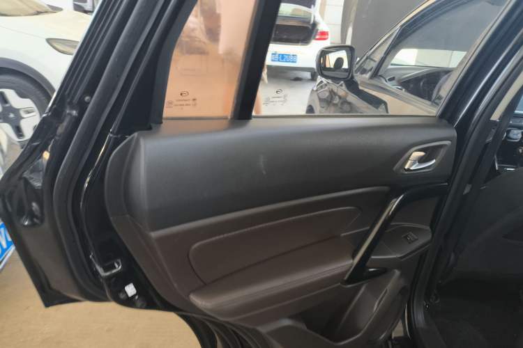 Used GAC Trumpchi GS4 2015 200T G-DCT Elite Edition
