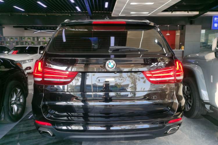 Used BMW X5 2017 xDrive35i Middle East
