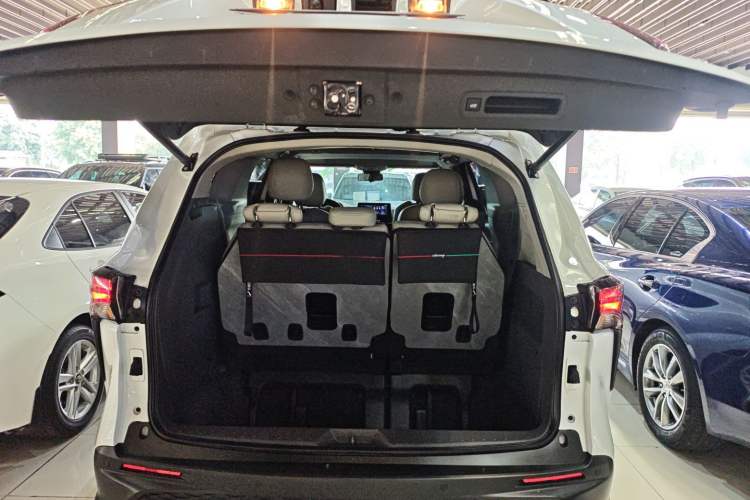 Used Toyota Granvia 2024 2.5L Hybrid Comfort Edition