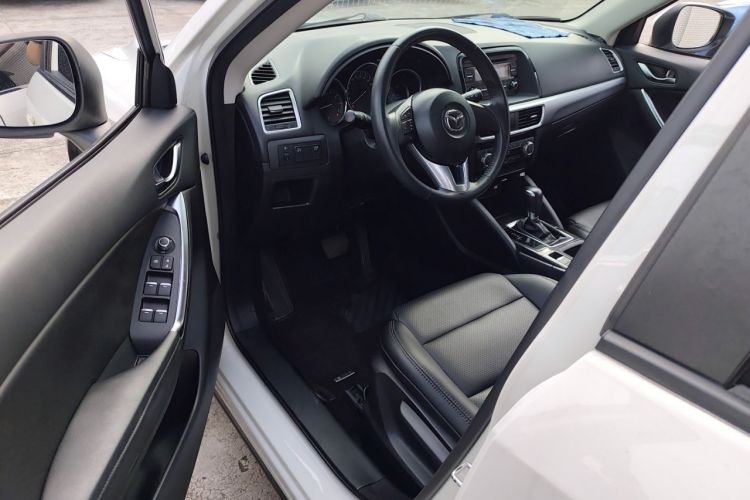 Used Mazda CX-5 2015 2.0L Automatic Two-Wheel Drive Urban Version
