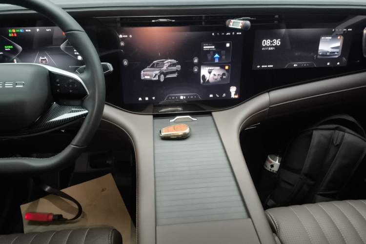 Used  Lanyue 2023 400T Two-Wheel Drive StarRui Edition 6 Seats
