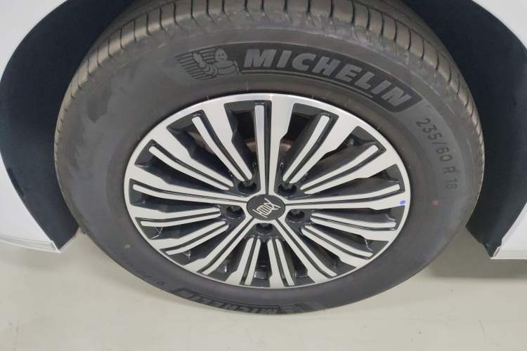 Used BYD Xia 2025 DM-i 1.5T 180km Beyond Edition
