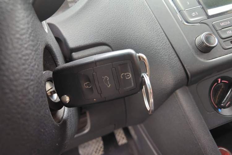 Used Volkswagen Polo 2013 1.4L Automatic Comfort Edition