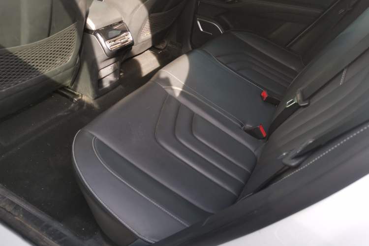 Used NETA U 2022 Zhi 400 Lithium-Nickel-Manganese-Cobalt Energy System