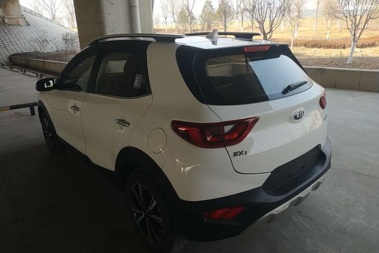 Used Kia kx1 Stonic 2021 1.4L CVT Fun & Sunroof Model