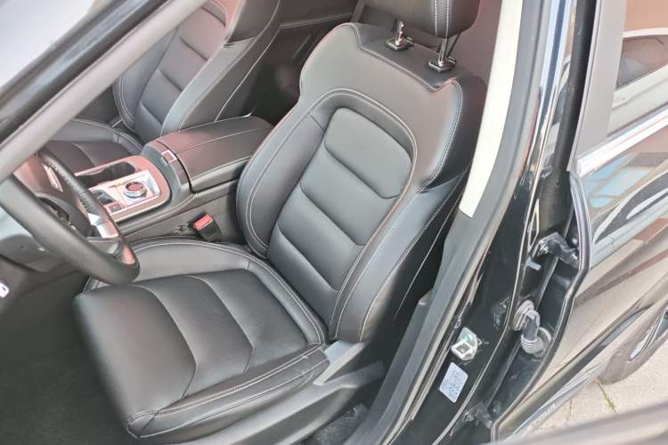 Used JETOUR X70 PLUS 2021 1.5T DCT Mountain 5-Seater
