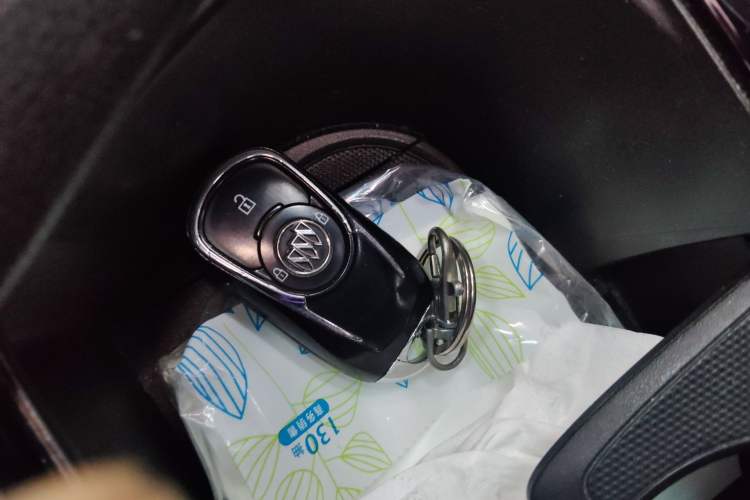 Used Buick GL6 2018 18T 6-Seater Luxury Model