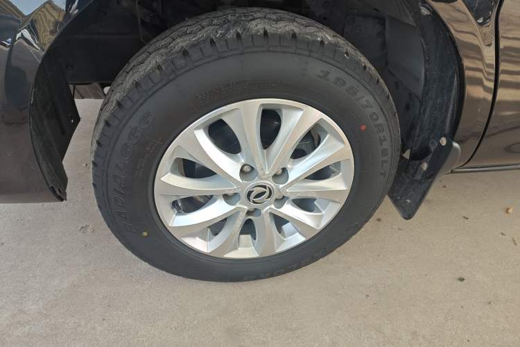 Used FORTHING Lingzhi 2018 M5L 1.6L 7-Seater Luxury Model