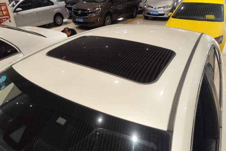 Used Toyota Levin 2019 Dual-Engine 1.8H E-CVT Sport Edition China VI Standard
