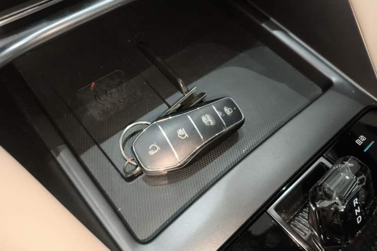 Used BYD Song PLUS New Energy 2025 DM-i Smart Drive 112KM Prestige Model
