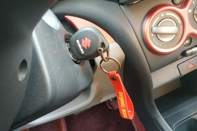 Used Suzuki Alto 2013 1.0L Automatic Luxury Model
