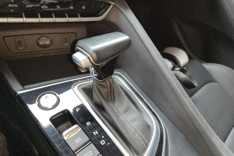 Used Changan Eado 2020 PLUS Blue Whale NE 1.4T GDI DCT Prestige Model
