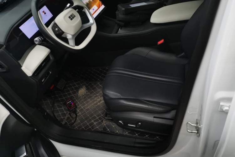 Used  L7 2024 1.5T 115 km MAX Dragon Edition
