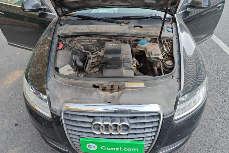 Used Audi A6L 2011 2.0 TFSI automatic Comfort trim
