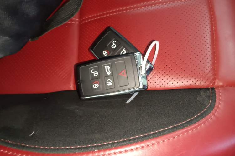 Used Land Rover Range Rover Sport 2022 3.0 L6 YAO Black Edition
