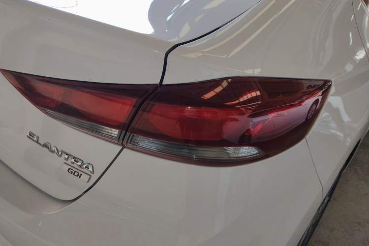 Used Hyundai Elantra 2016 1.6L Automatic ZhiXuan – Elite Version
