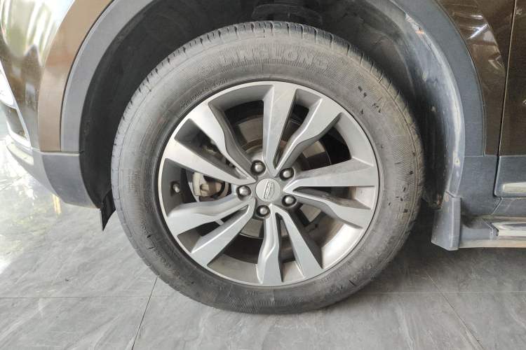 Used Geely Auto Emgrand X7 Sport 2016 1.8TD Automatic ZhiZun Version
