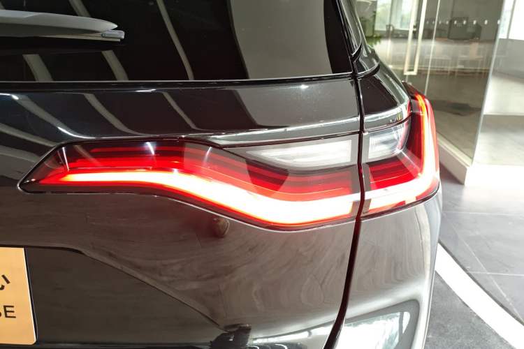 Used Nio ES8 2022 75 kWh Six-Seater Version
